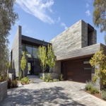 **front driveway view of minimal modern house --ar 16:9 --v 7.0** - Image #2 <@409035117881982988>