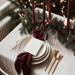 **<https://s.mj.run/szdxcsB2cP8> A white mockup card on a minimalist and elegant festive christmas table, warm light, fairy light bokeh, linen tablecloth, elegant and natural holiday aesthetic. red napkins. Red, deep green, beige color palette. Elegant Christmas --ar 4:3 --v 7.0** - Image #3 <@1038768977310121984>