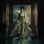 **Dramatic I Ching Tarot illustration inspired by Hexagram 54, Thunder over Lake (Guimei). Ancient China setting, symbolic and poetic atmosphere. A very young bride in traditional Chinese clothing stands boldly at the entrance of a noble household, her posture confident yet slightly reckless. Her expression shows innocence mixed with impulsiveness, suggesting an unbalanced, unconventional marriage. A powerful contrast between thunder in the sky and a calm lake below, symbolizing sudden action and unstable harmony. Cinematic lighting, flowing fabrics, dynamic composition, emotional tension, mythological tarot style, painterly details, no text, no modern elements.** - Image #2 <@1116227797552214016>